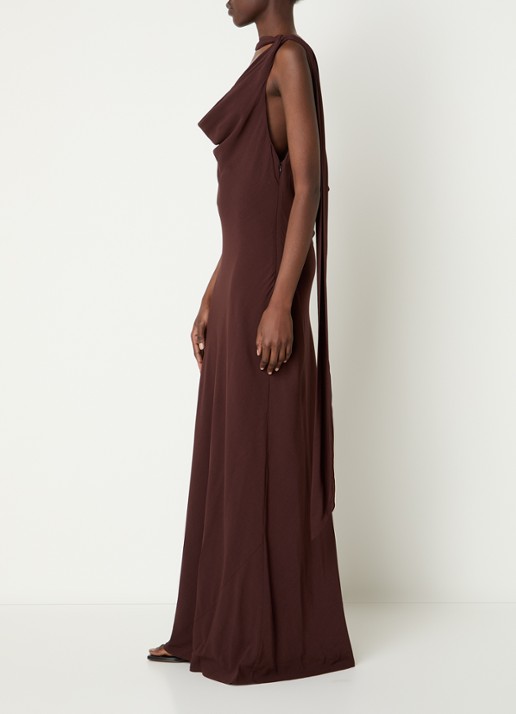 Malina Vida maxi jurk met rugdecolleté - voorkant 3 bruin