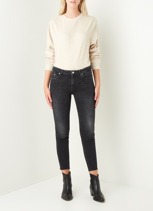 Mango Isa mid waist skinny cropped jeans met stretch - voorkant 5 donkergrijs