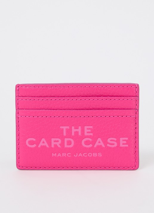 Marc Jacobs The Card Case pasjeshouder van leer met logo - voorkant 2 fuchsia