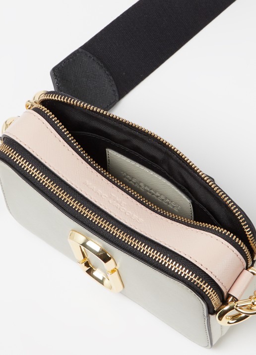 Marc Jacobs The Logo Strap Snapshot cameratas van leer - detail ivoor
