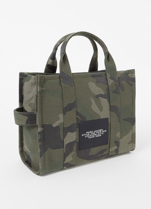 Marc Jacobs The Medium Tote handtas van canvas met jacquard dessin en logo  - achterkant legergroen