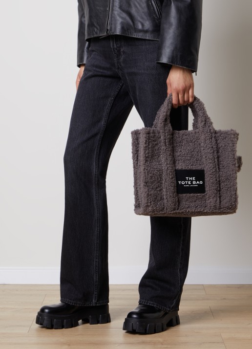 Marc Jacobs The Medium Tote handtas van teddy met logo - voorkant 3 taupe