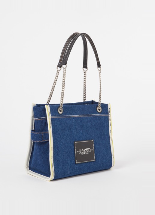 Marc Jacobs The Medium Tote schoudertas van denim - achterkant jeans