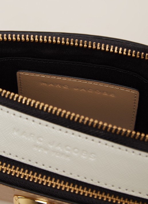 Marc Jacobs The Snapshot crossbodytas van leer - detail 4 beige