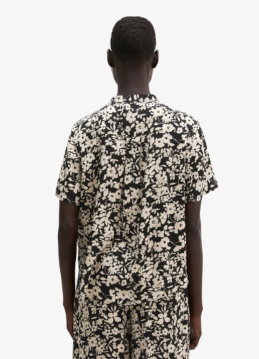 Marc O'Polo Blouse met bloemenprint - achterkant black_multi_04-0096 / zwart