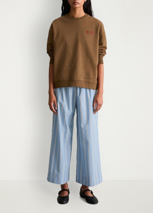 Marc O'Polo Denim Sweater met front- en backprint - voorkant 2 umbra brown-1624 / bruin