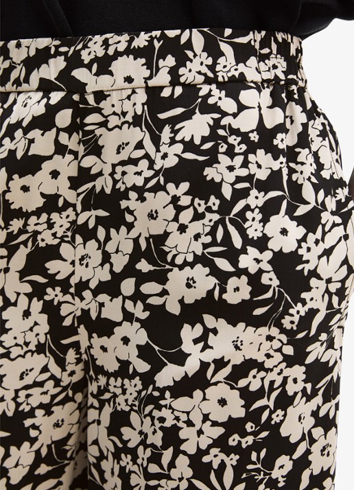 Marc O'Polo High waist wide fit broek met bloemenprint - detail 2 black multi 03 / zwart