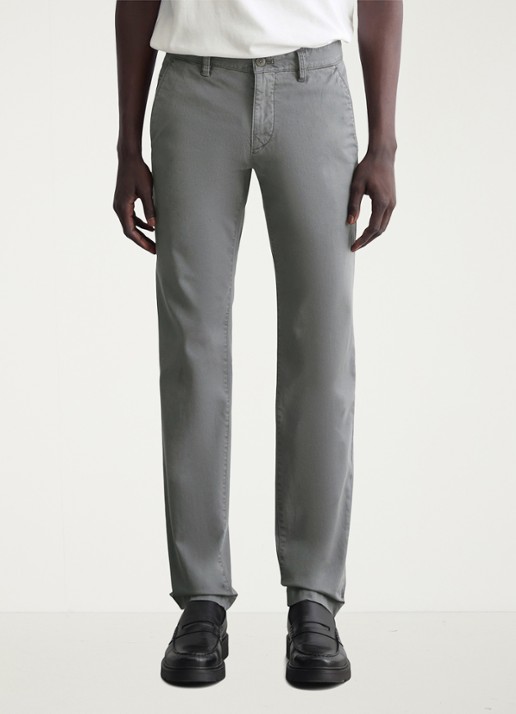 Marc O'Polo Stig shaped fit chino met stretch - voorkant 2 grijs