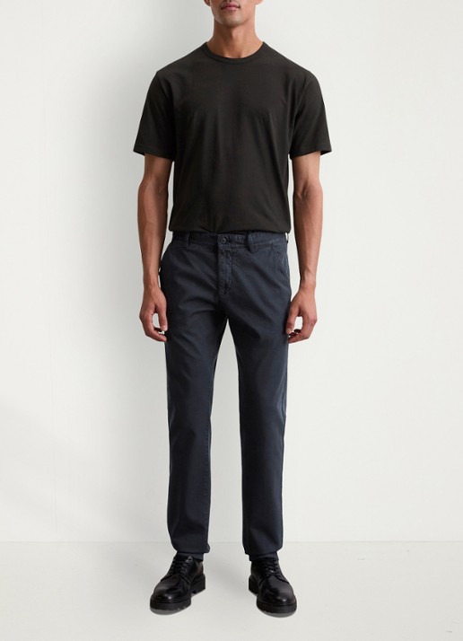 Marc O'Polo Stig shaped fit chino met stretch - voorkant 5 donkerblauw