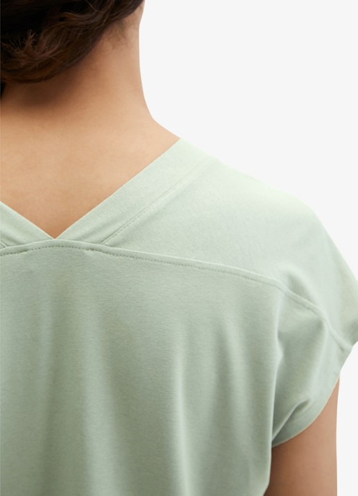 Marc O'Polo T-shirt met V-hals - detail 4 lindegroen
