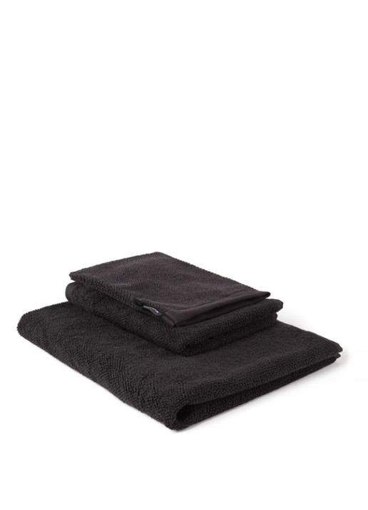 Marc O'Polo Timeless washand - 600 gr/m2 - 16 x 22 cm - voorkant zwart