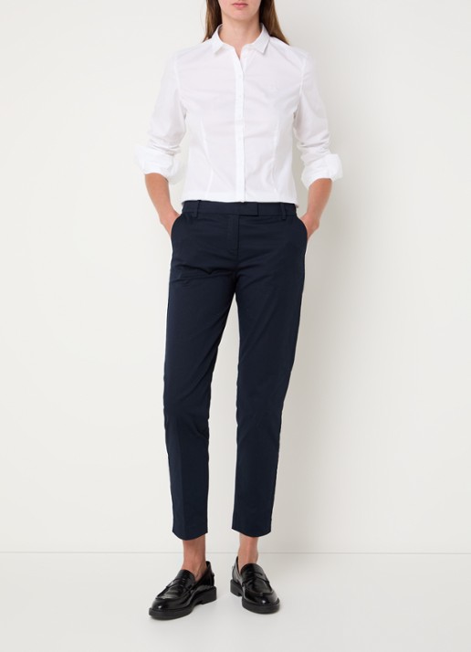 Marc O'Polo Torne mid waist slim fit chino met steekzakken - voorkant 2 donkerblauw