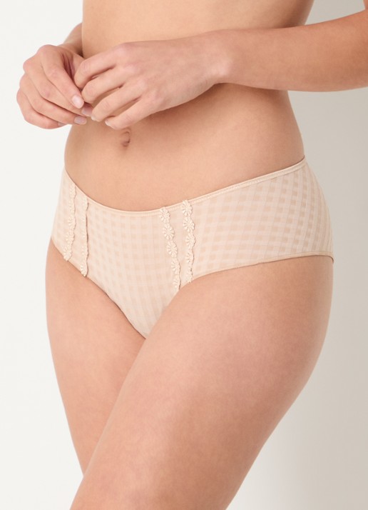 Marie Jo Avero hotpants