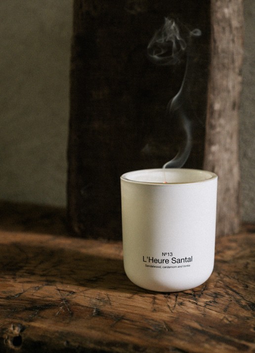 Marie-Stella-Maris L'Heure Santal geurkaars 300 gram - voorkant 6 undefined