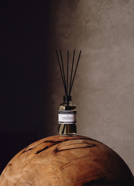 Marie-Stella-Maris L'Heure Santal geurstokjes 250 ml - voorkant 4 transparant