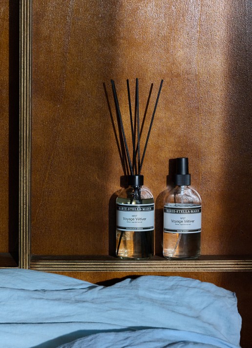Marie-Stella-Maris No.07 Voyage Vétiver huisparfum 250 ml - voorkant 4 wit