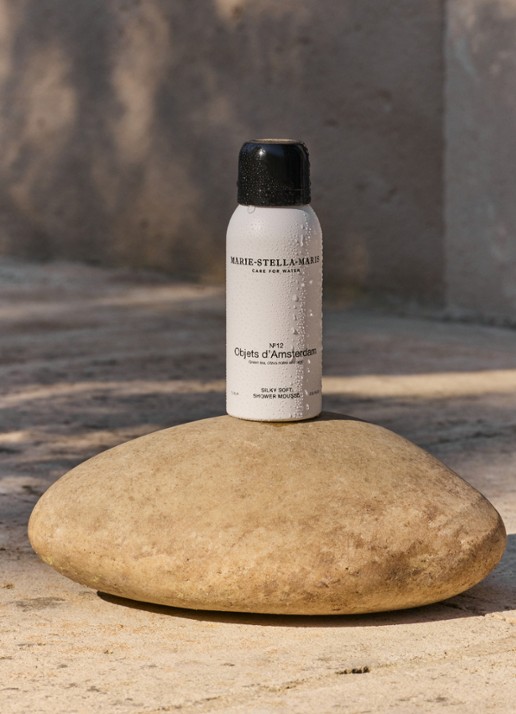 Marie-Stella-Maris No.12 Objets d’Amsterdam Silky Soft Shower Mousse - schuimende douchegel - voorkant 3 transparant