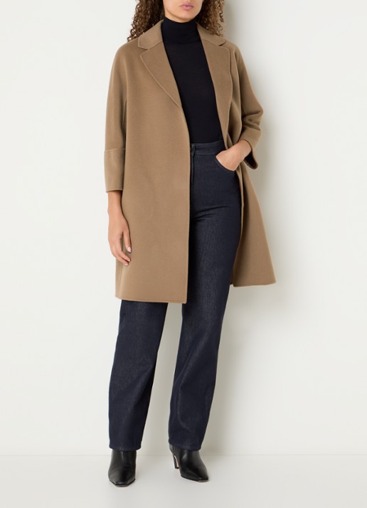 Max Mara Arona mantel van scheerwol met steekzakken en strikceintuur - voorkant 2 camel