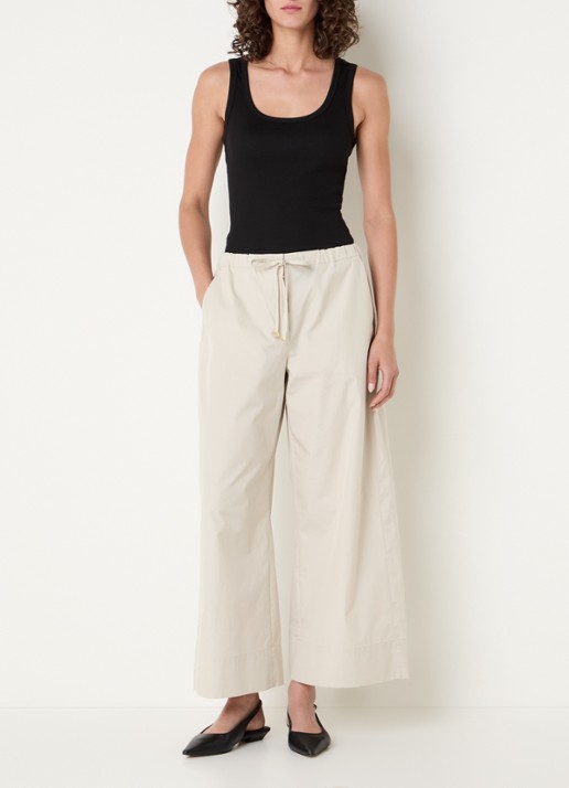 Max Mara Aureo high waist wide fit broek met strikceintuur - voorkant 4 beige