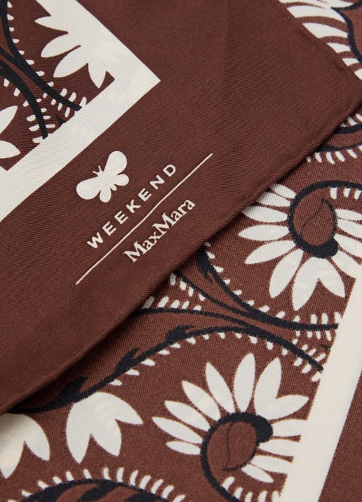 Max Mara Onesto sjaal van zijde met paisley dessin 90 x 90 cm - detail 2 bruin