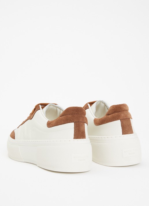 Max Mara Sneaker van leer met details van suède - achterkant 5 hazelnootbruin