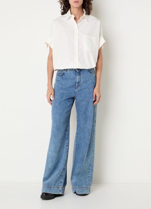 MaxMara Blouse met backprint en borstzak - voorkant 2 gebroken wit
