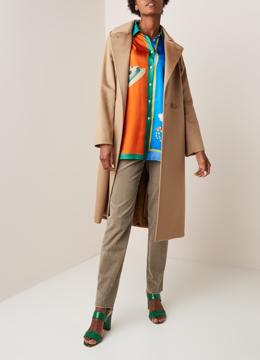 MaxMara Collage mantel in wolblend met strikceintuur - voorkant 4 camel