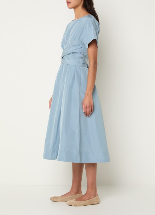 MaxMara Pioppo midi jurk met strikceintuur - voorkant 4 lichtblauw