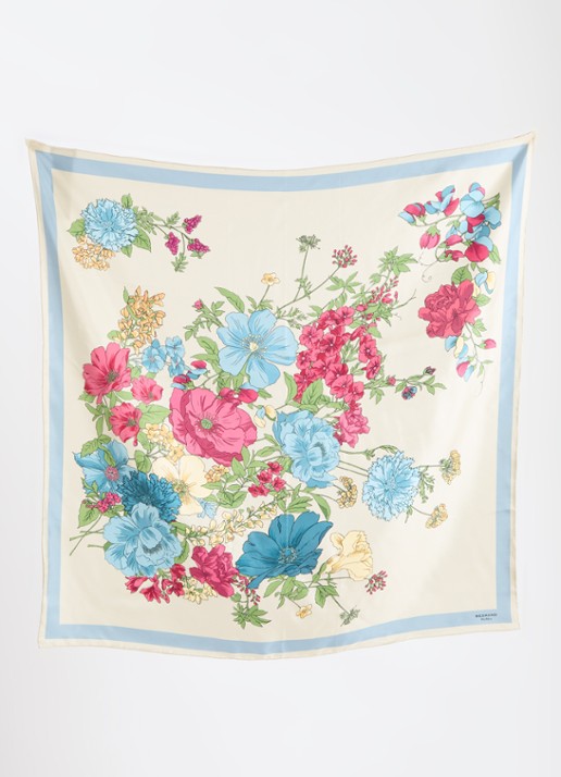 MaxMara Sjaal van zijde met bloemprint 90 x 90 cm - detail creme