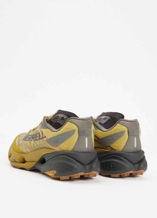 Merrell  MTL Speedarc Peak sneaker met logo - achterkant mosterd