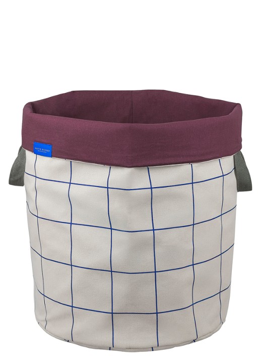 Mette Ditmer Mesh wasmand 50 cm - voorkant 2 bordeauxrood