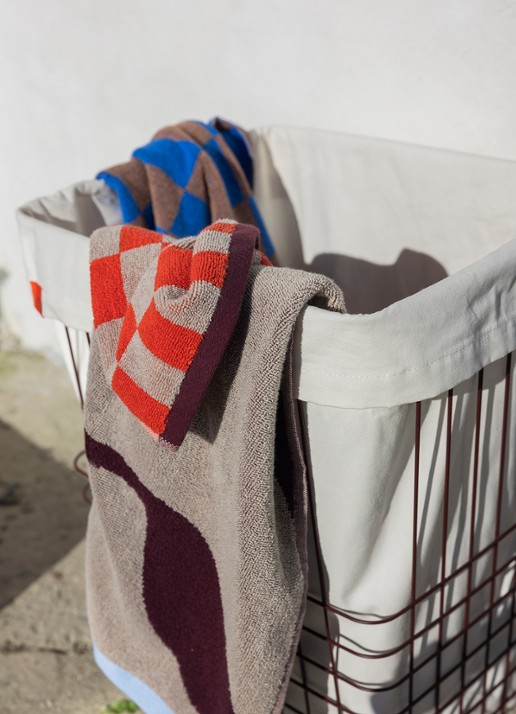 Mette Ditmer Store-it mand 40 x 32 x 50 cm - detail 5 bordeauxrood