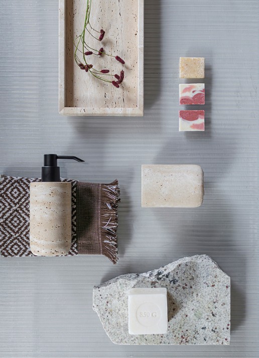 Mette Ditmer Travertine tandenborstelhouder van travertijn - detail 3 beige