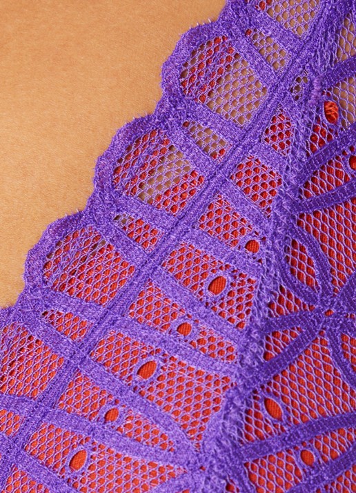 Mey Voorgevormde plunge bh met overlay van mesh - detail 2 paars