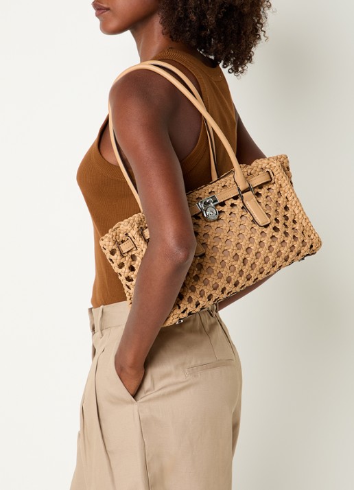 Michael Kors Hamilton schoudertas met gespdetail  - voorkant 2 lichtbruin