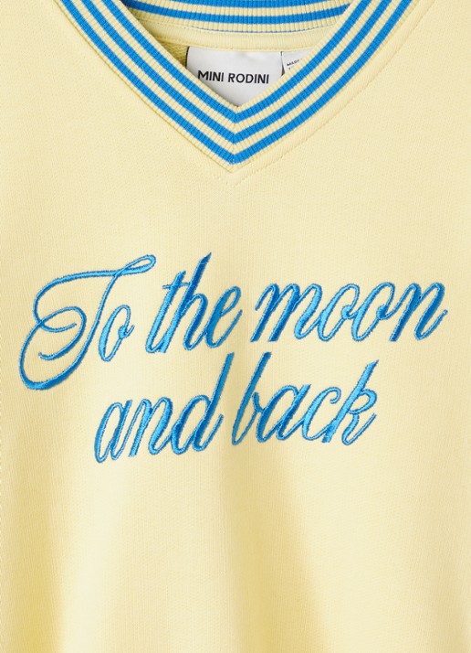 Mini Rodini To The Moon And Back sweater met borduring - detail lichtgeel