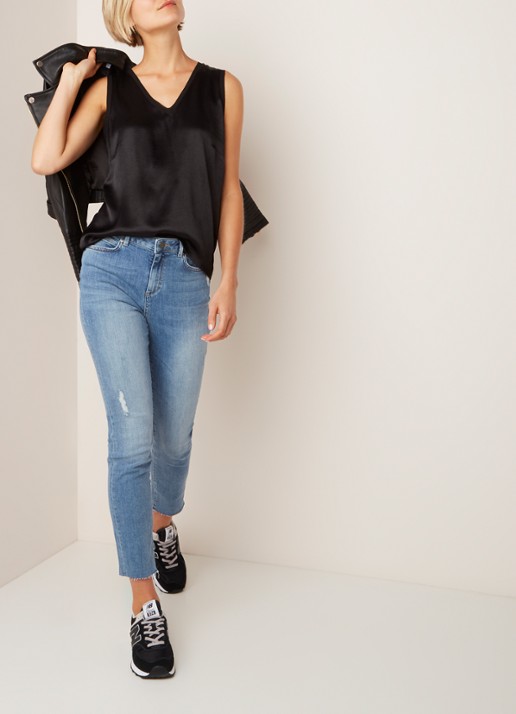 Mint Velvet Mint Velvet Mid waist straight fit jeans met gerafelde zoom - voorkant 3 indigo