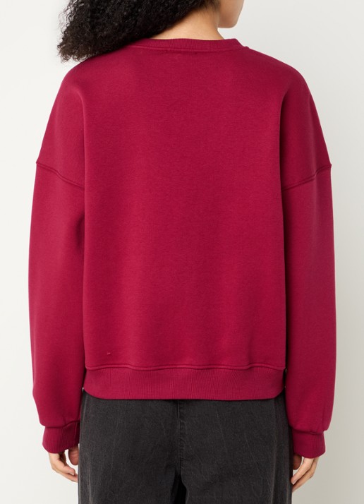 Modström Paula sweater met logo - achterkant 4 donkerrood