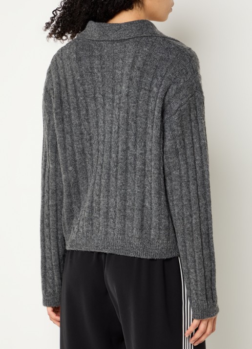 Modström Rise kabelgebreide polo in alpaca wolblend  - achterkant 2 donkergrijs