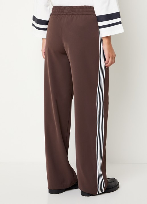 Modström Tinnie high waist wide fit trackpants met gestreept detail - achterkant bruin