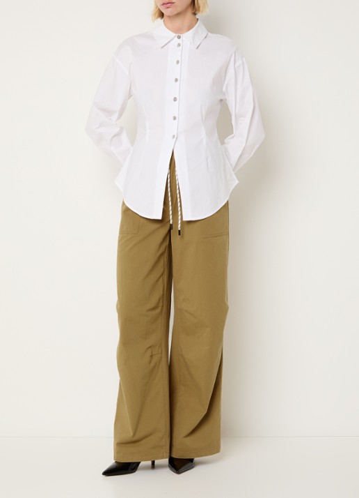 Modström Urania high waist loose fit broek met steekzakken - voorkant 2 khaki