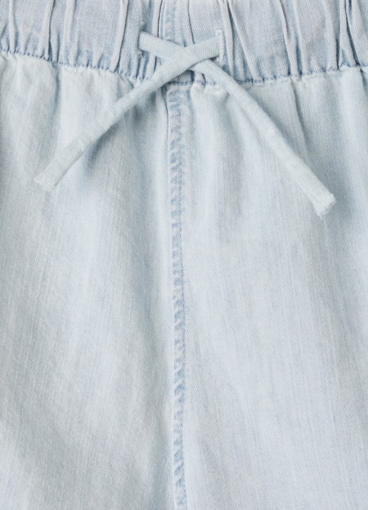 Molo Addie wide fit korte broek van chambray - detail 3 lichtblauw