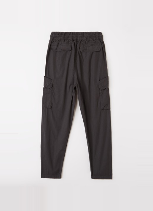 Molo Argo loose fit cargobroek met klepzakken - voorkant 2 antraciet
