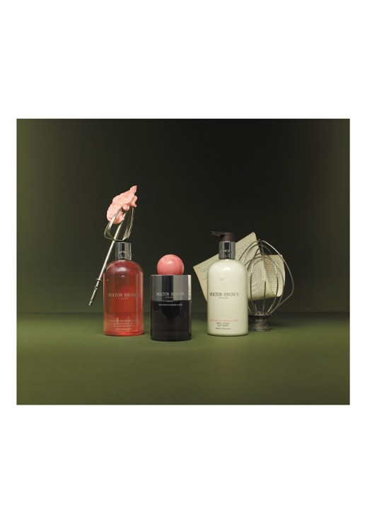 Molton Brown Delicious Rhubarb & Rose Aroma Reeds - geurstokjes 150 ml - detail undefined