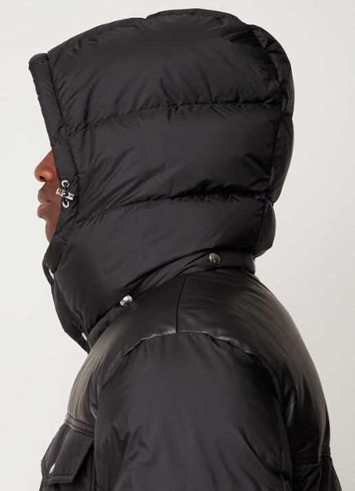 Moncler Braye puffer jack met details van leer en afneembare capuchon  - detail 5 zwart