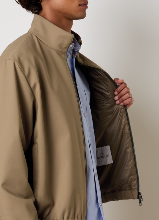 Moncler Fourioun jack met ritszakken en logo - detail 5 zand