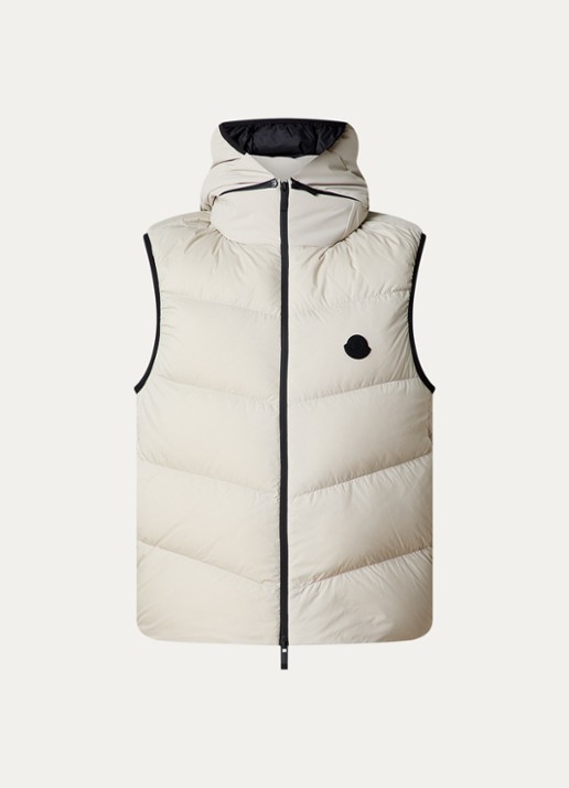 Moncler Guersac gewatteerde bodywarmer met donsvulling en afneembare capuchon - voorkant beige