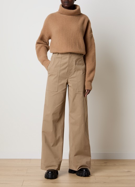 Moncler High waist loose fit chino met steekzakken - voorkant 2 zand