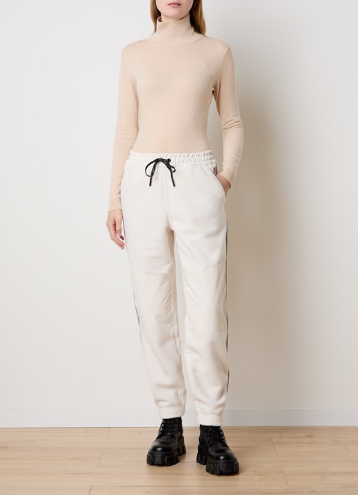 Moncler High waist tapered fit broek met steekzakken - voorkant 3 gebroken wit