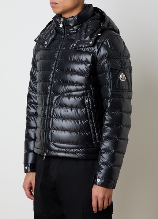 Moncler Lauros gewatteerd jack met donsvulling en afneembare capucon